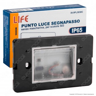 Life Punto Luce Segnapasso LED Montaggio a Incasso Quadrato 2W IP65 Colore Nero - mod. 39.9PL5030C / 39.9PL5030N