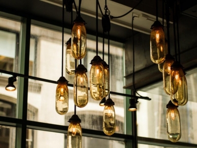 Tutte le info su 10 lampadari stile industrial al miglior prezzo